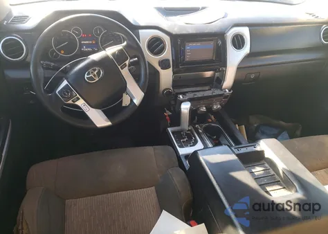 2015 Toyota Tundra Double Cab Sr z USA, uszkodzony, nr VIN 5TFUW5F18FX462934